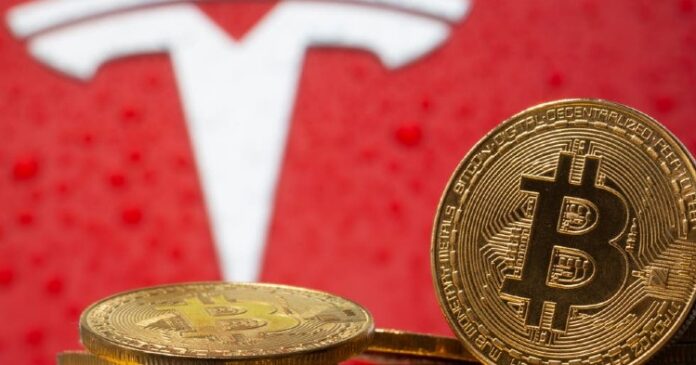 Tesla vende Bitcoin “para probar liquidez” y obtiene ganancias de $100 millones