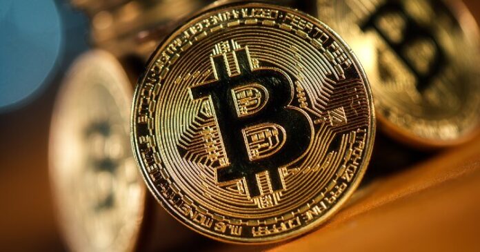 Precio de Bitcoin superó la barrera de los 45 mil dólares